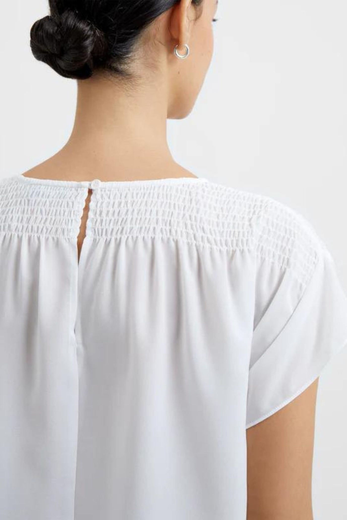 French Connection Crepe Light Smocked Shoulder V-Neck Top - White | Jezabel Boutique