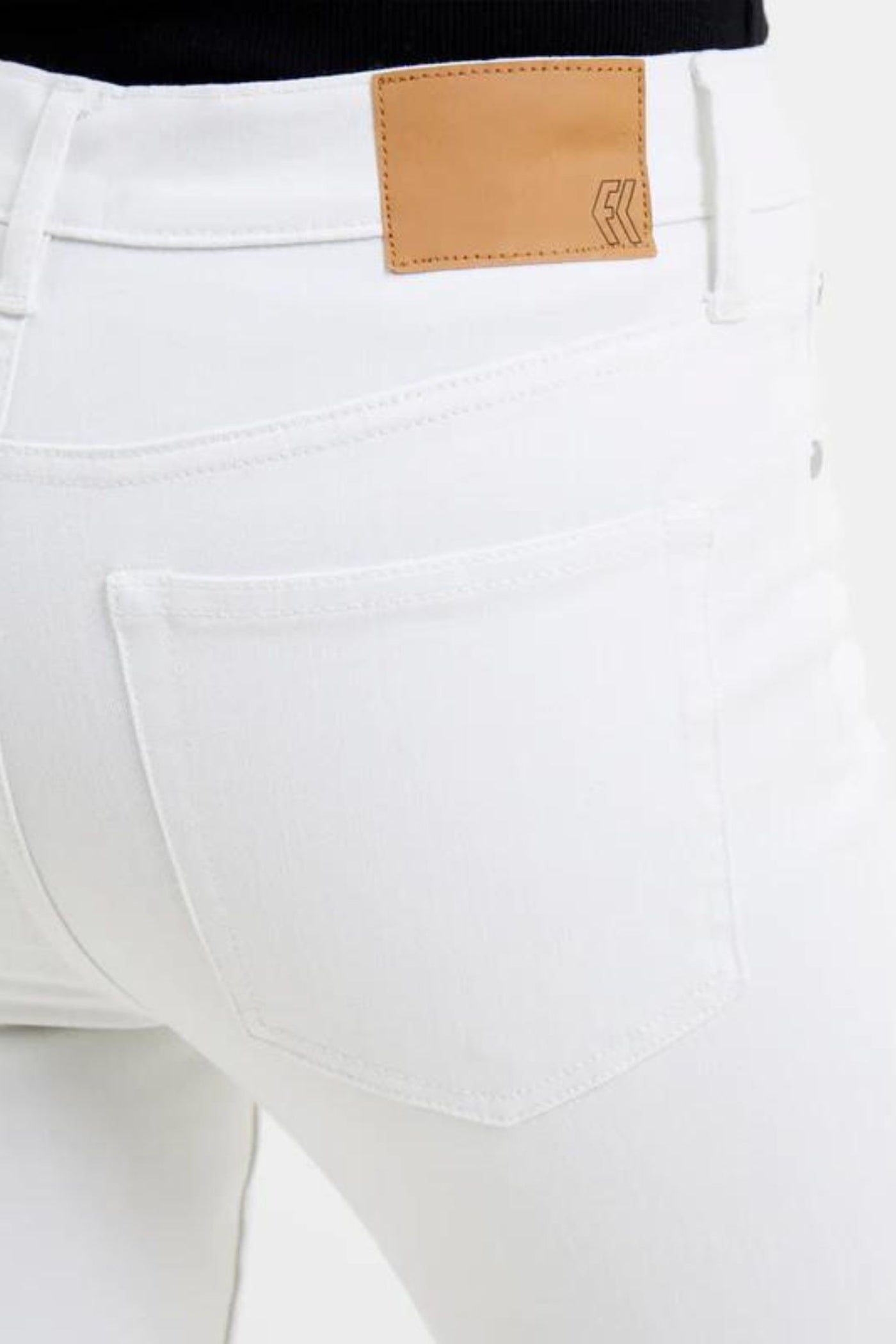 French Connection Rebound Response Skinny Jeans 30 Inch - White | Jezabel Boutique