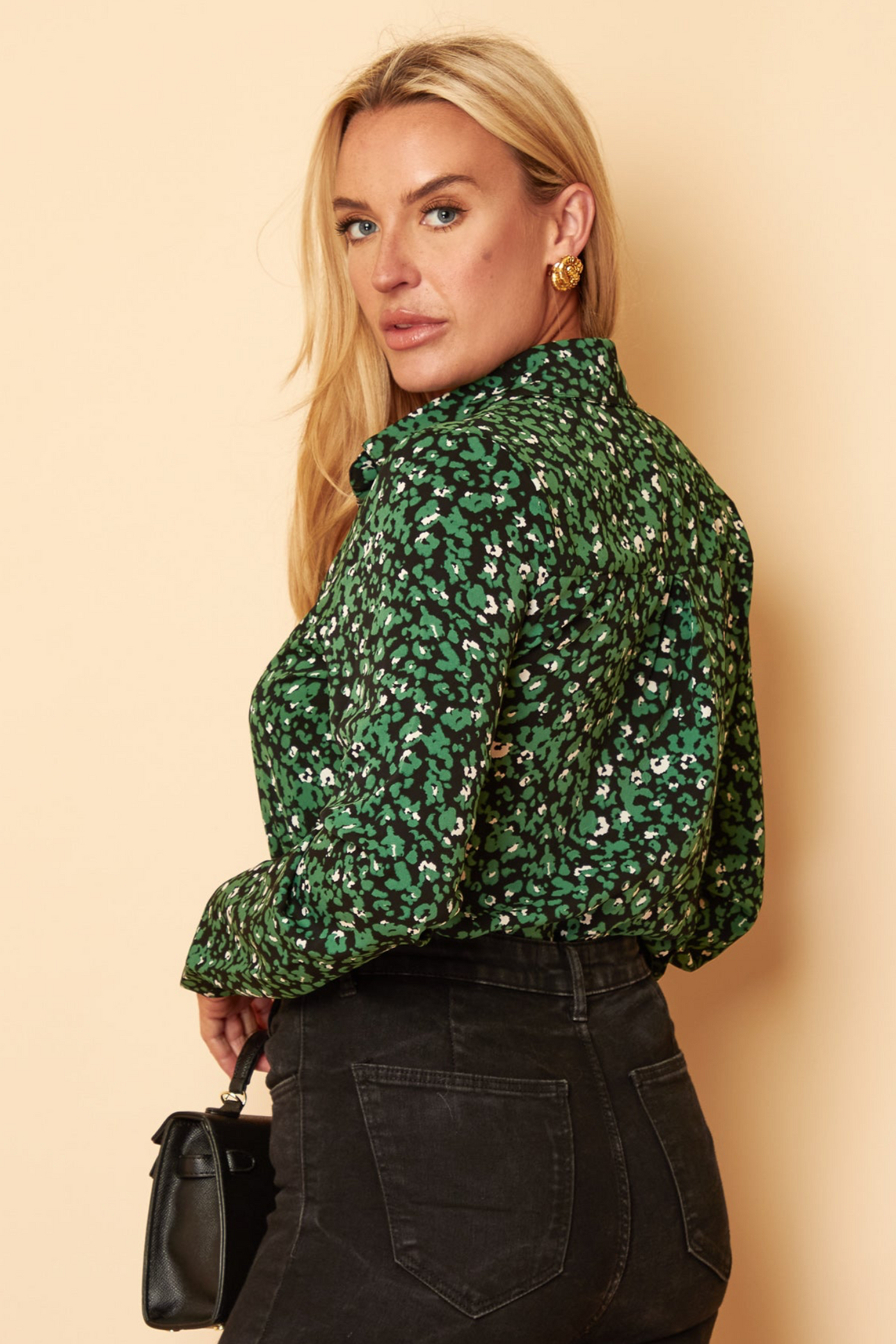 Girl In Mind Green Floral Shirt | Jezabel Boutique